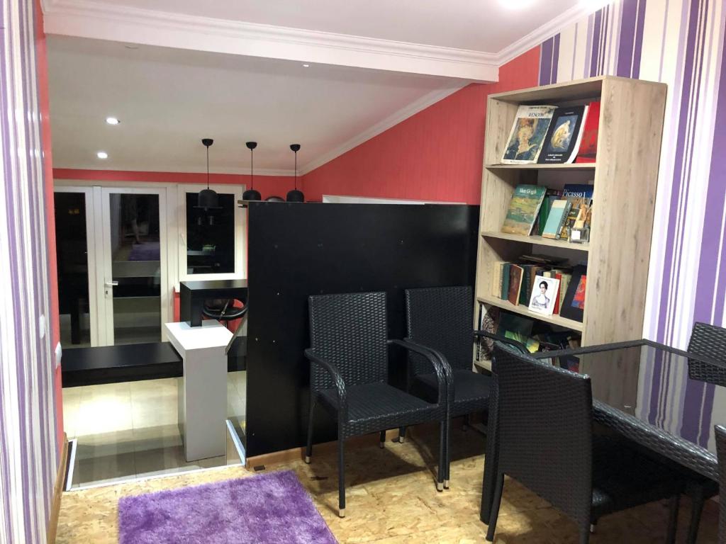 Sololaki Tale room 1