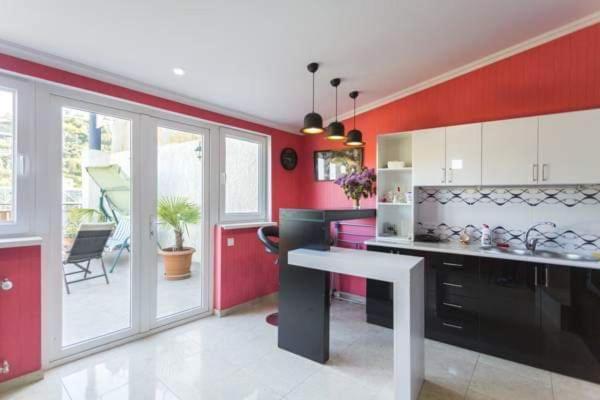 Sololaki Tale room 2